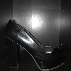Paten leather platform heels